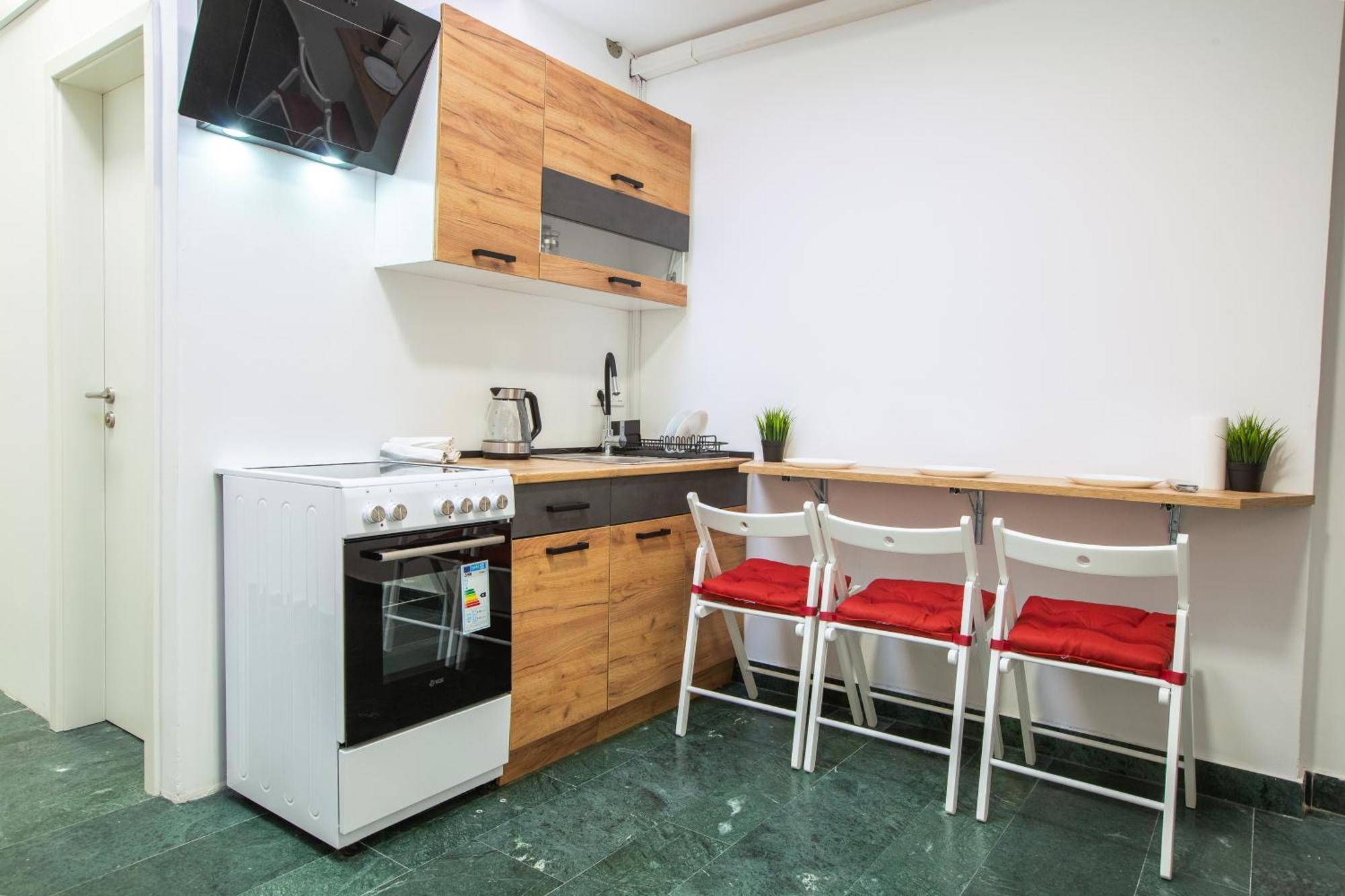 Aisha Hostel リュブリャナ エクステリア 写真