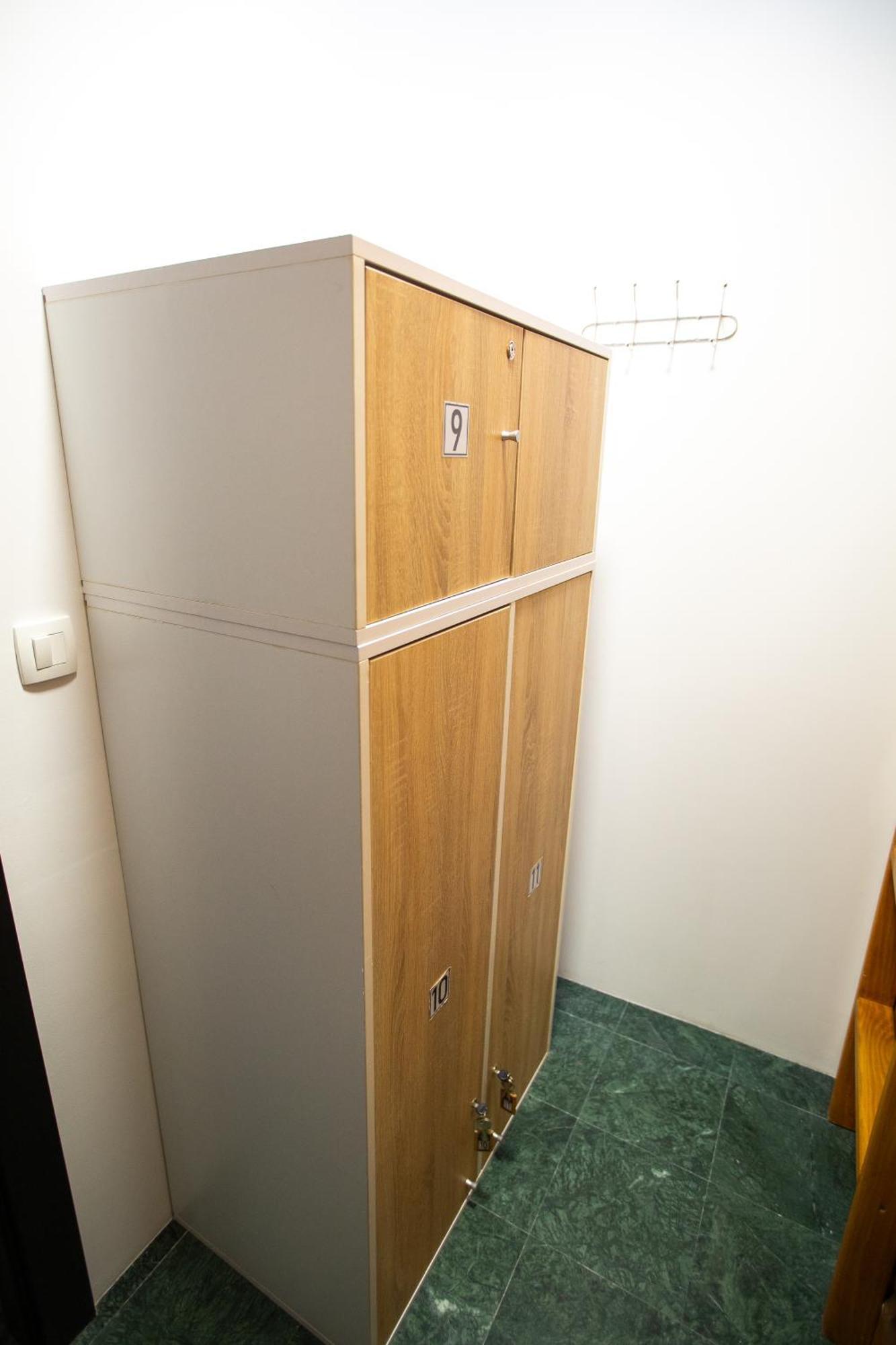 Aisha Hostel リュブリャナ エクステリア 写真